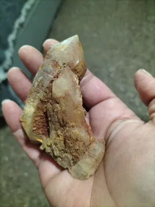 Mineral cuarzo natural