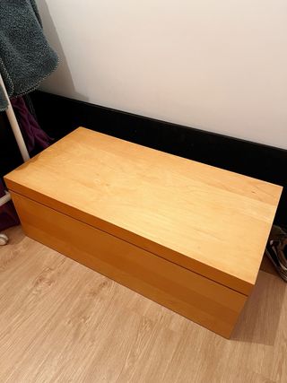 Baúl de madera grande