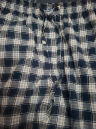 Pijama hombre cuadros azul y beige