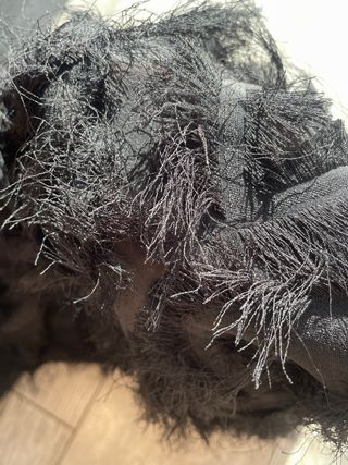 Camisa negra plumetti con cinturón Talla S