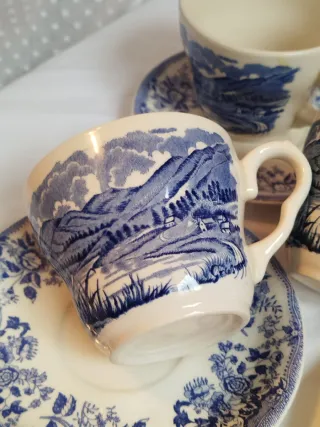 Inglesas, tamaño Té o desayuno. X 4.