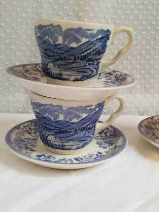 Inglesas, tamaño Té o desayuno. X 4.