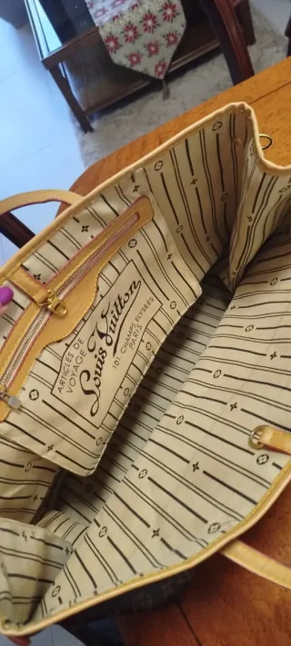 Bolso Louis Vuitton Beige y Marrón