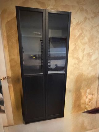 Vitrina Negra Ikea Cristal y Metal
