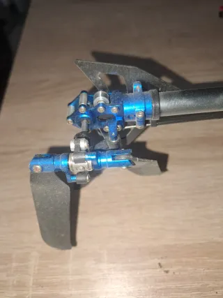 Chasis Helicóptero RC Azul