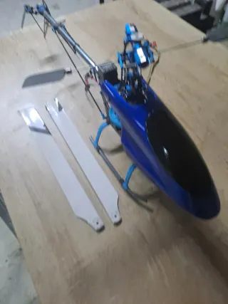 Chasis Helicóptero RC Azul