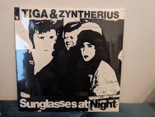 Tiga & Zyntherius ‎– Sunglasses At Night (House)