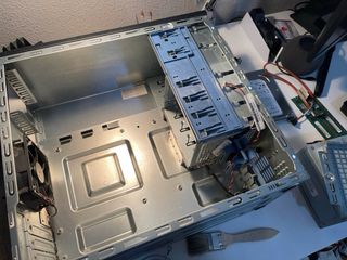 Servidor HP ProLiant ML110 G6