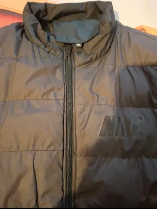 Cazadora acolchada chico negra