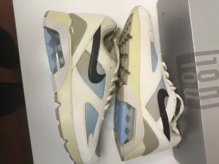 Zapatillas Nike Air 180 Talla 40 Beige/Azul