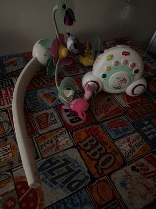 Móvil musical para cuna de Tiny Love