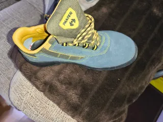 Zapatos de seguridad Panter azules y amarillos