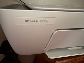 Stampante HP DeskJet 2720e usata pochissimo