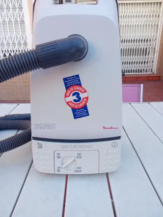 Vaporeta prácticamente sin uso.