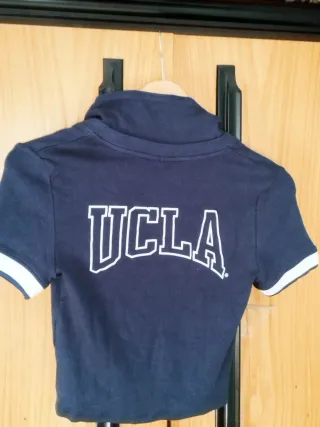 Top Bershka UCLA Est. 1919 Azul