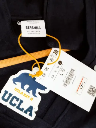 Top Bershka UCLA Est. 1919 Azul