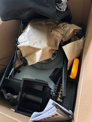 Cortacésped Titan 51cm Gasolina sin uso