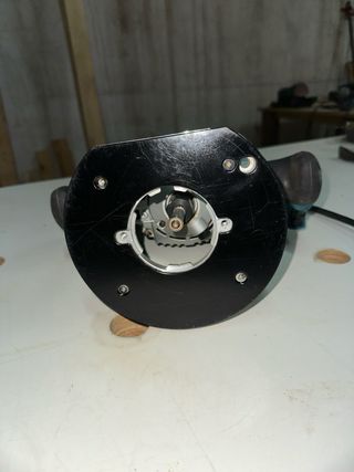 Fresadora Makita RP2303FC