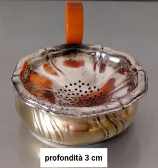 Antico colino da tè