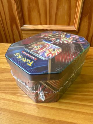 Pokemon Zamazenta V Tin - Alemán