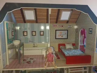 Casa de muñecas Amanda casi sin uso