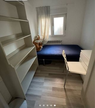 Alquilo habitacion para una persona