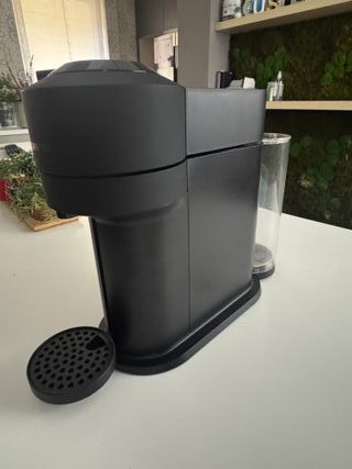Cafetera Nespresso Krups Vertuo Negra