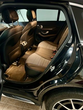 Mercedes-Benz EQC 400- 2020