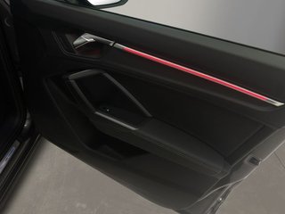 Audi Q3 45 TFSI e 180kW S tronic Black Line