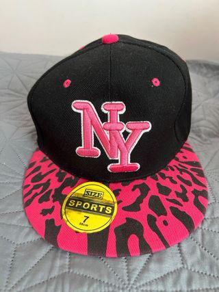 Conjunto de 2 Gorras NY y Swag