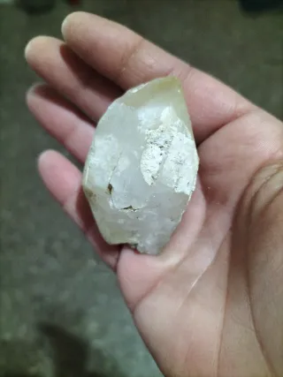 Mineral cuarzo natural