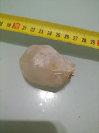 Mineral cuarzo natural