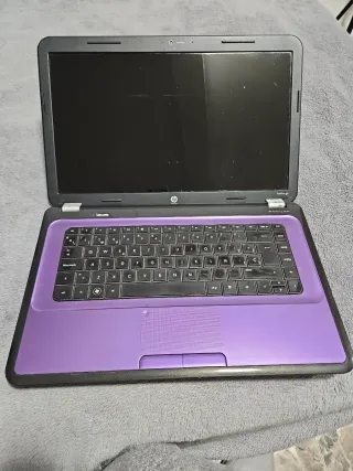 Portátil HP Morado