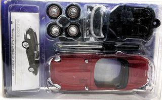 Coche esc. 1/43 Jaguar E Type cabrio, raro c/caja