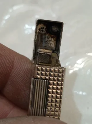 3 Accendini Colibrì e Yohn Sterling e altra