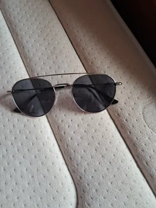 Gafas de sol redondas plateadas