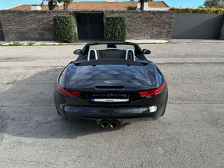 Jaguar F-Type S V6 380cv RWD 2015 Historial Jaguar