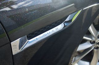 Jaguar F-Type S V6 380cv RWD 2015 Historial Jaguar