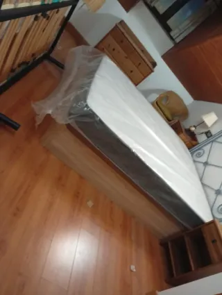 Canapé envío gratis colchón cabezal todo nuevo