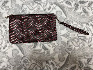 Cartera PARFOIS negra y roja