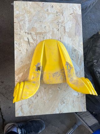 Guardabarros Beta Ark Amarillo