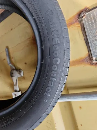 Se vende 2 Neumáticos en perfecto estado