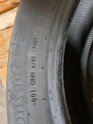 Se vende 2 Neumáticos en perfecto estado