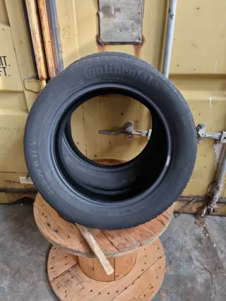 Se vende 2 Neumáticos en perfecto estado