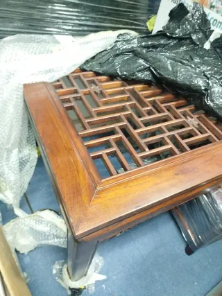 Mesa de madera de álamo rojo