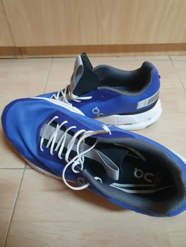 Zapatillas Running ON Azul/Gris