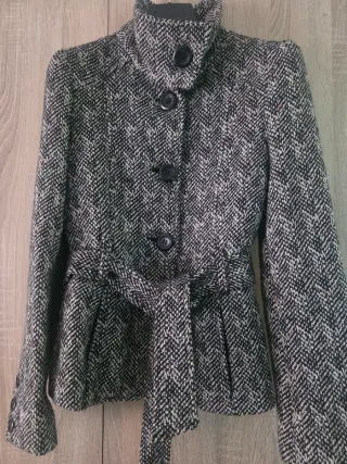 Abrigo tweed negro y gris