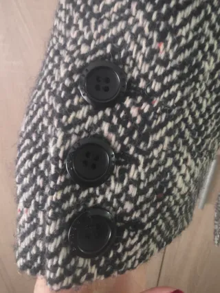 Abrigo tweed negro y gris