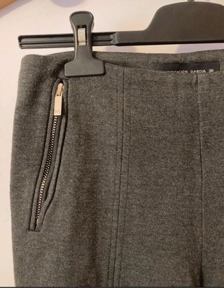 Pantalón gris Purificación Garcia