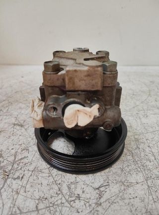 Bomba de dirección kia 314303 carnival